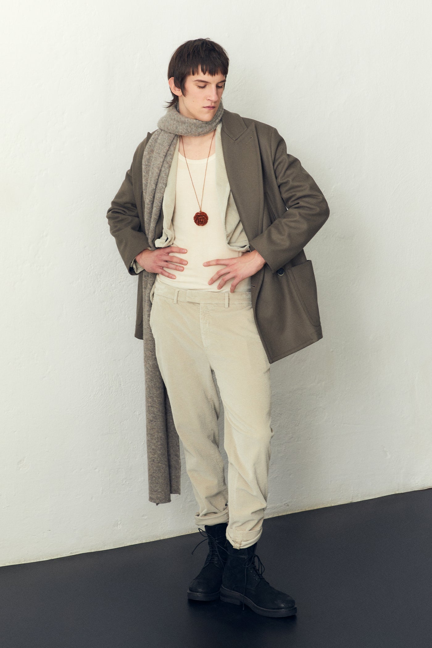 LOOK 14