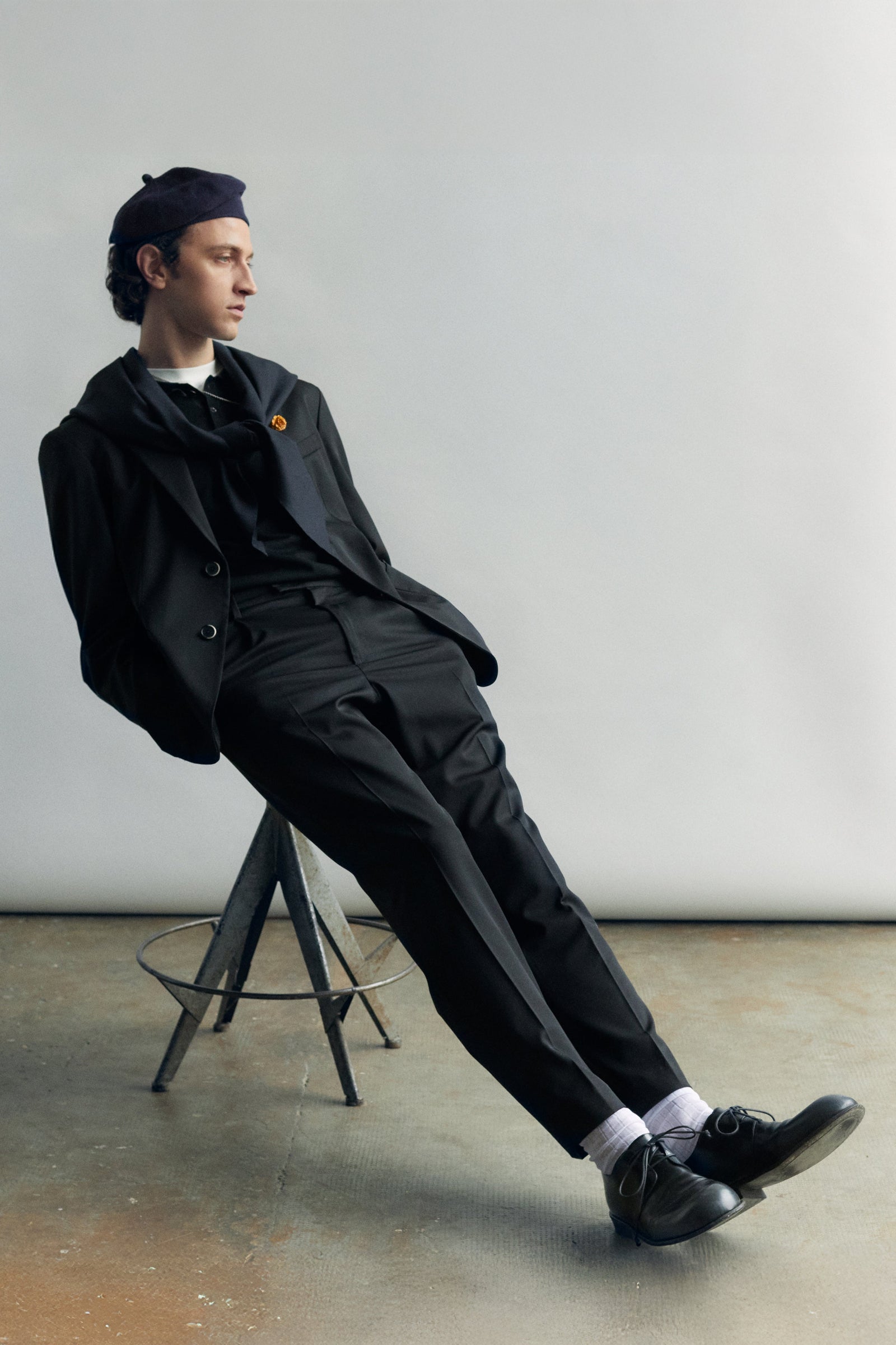 LOOK 10