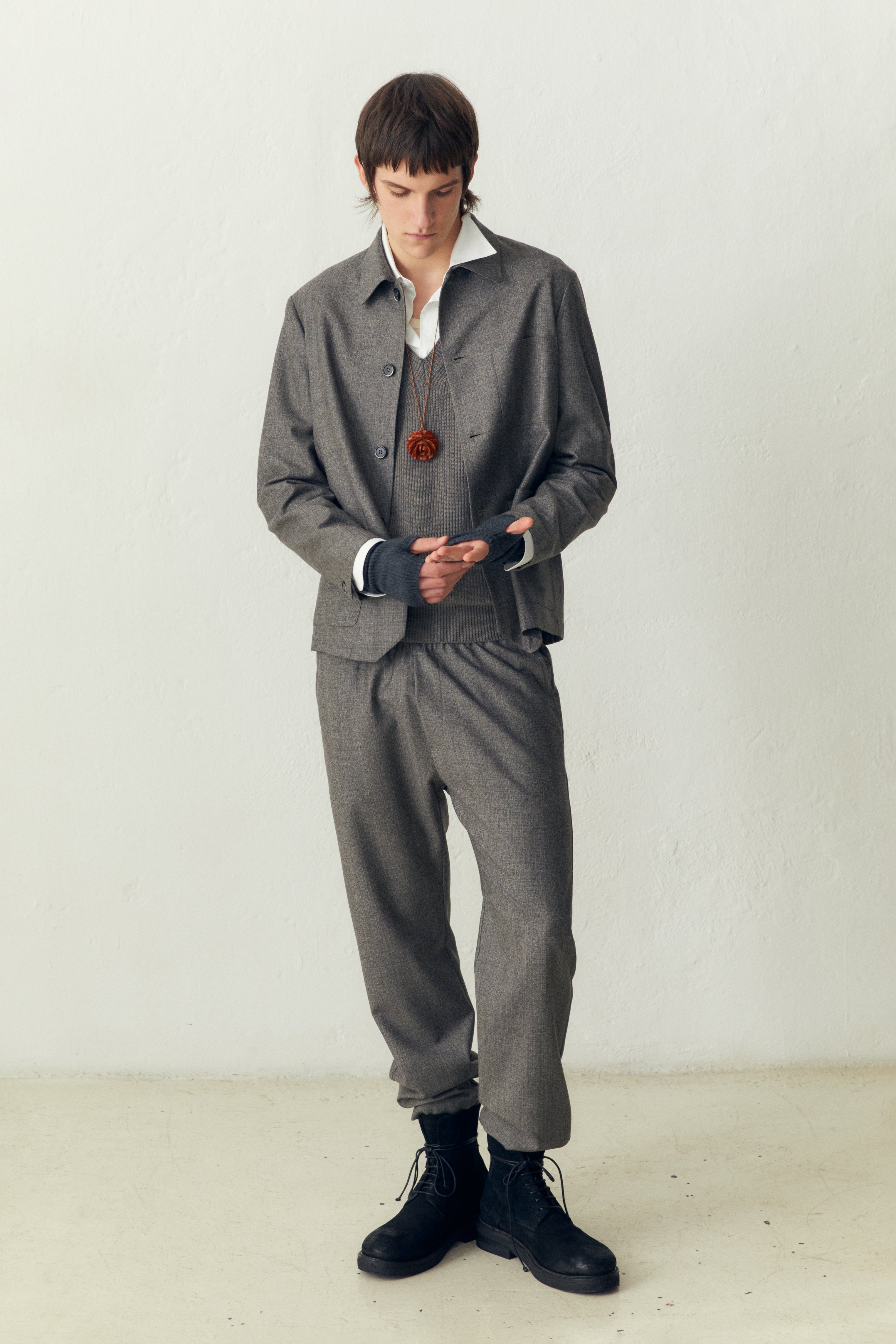LOOK 16