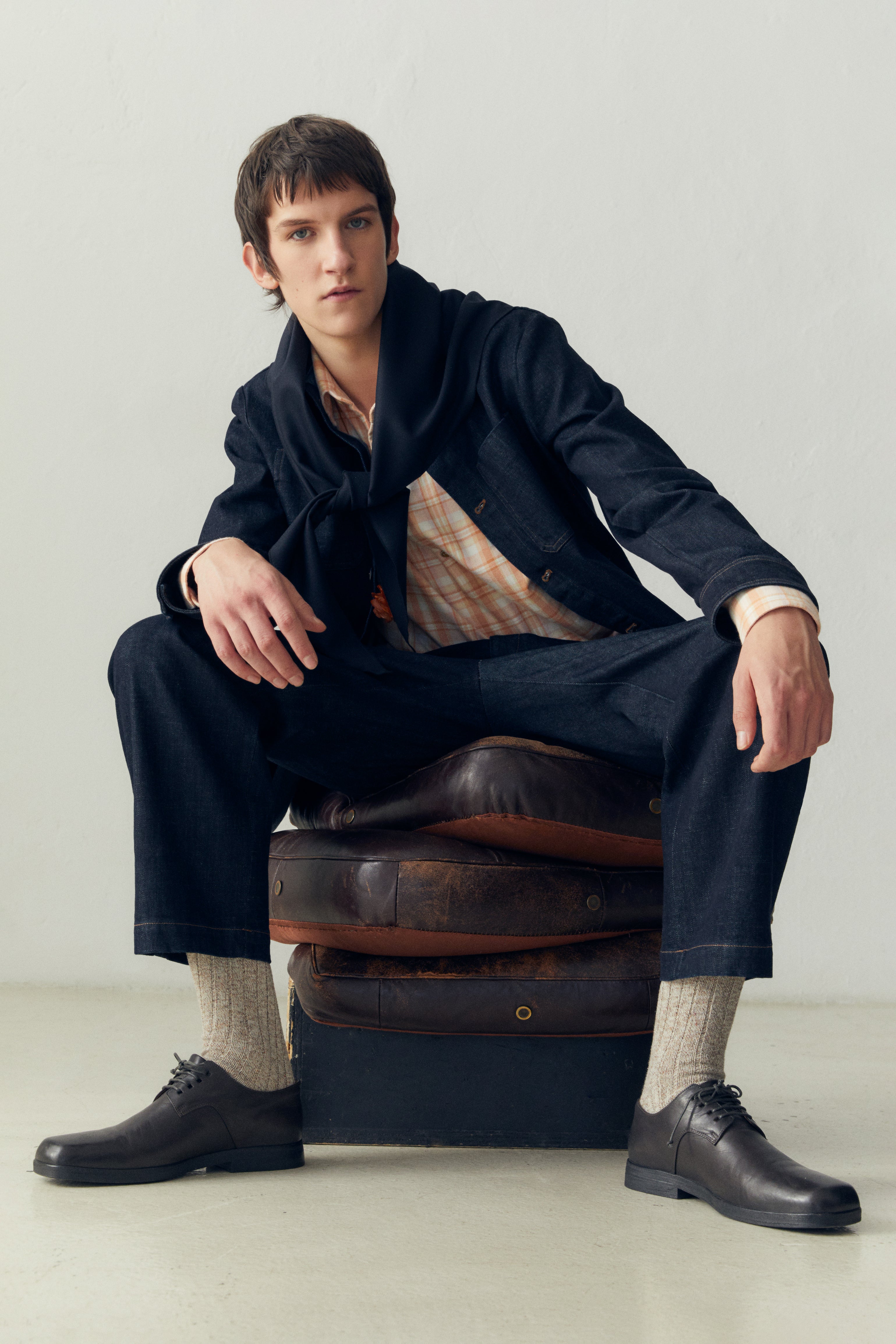 LOOK 26