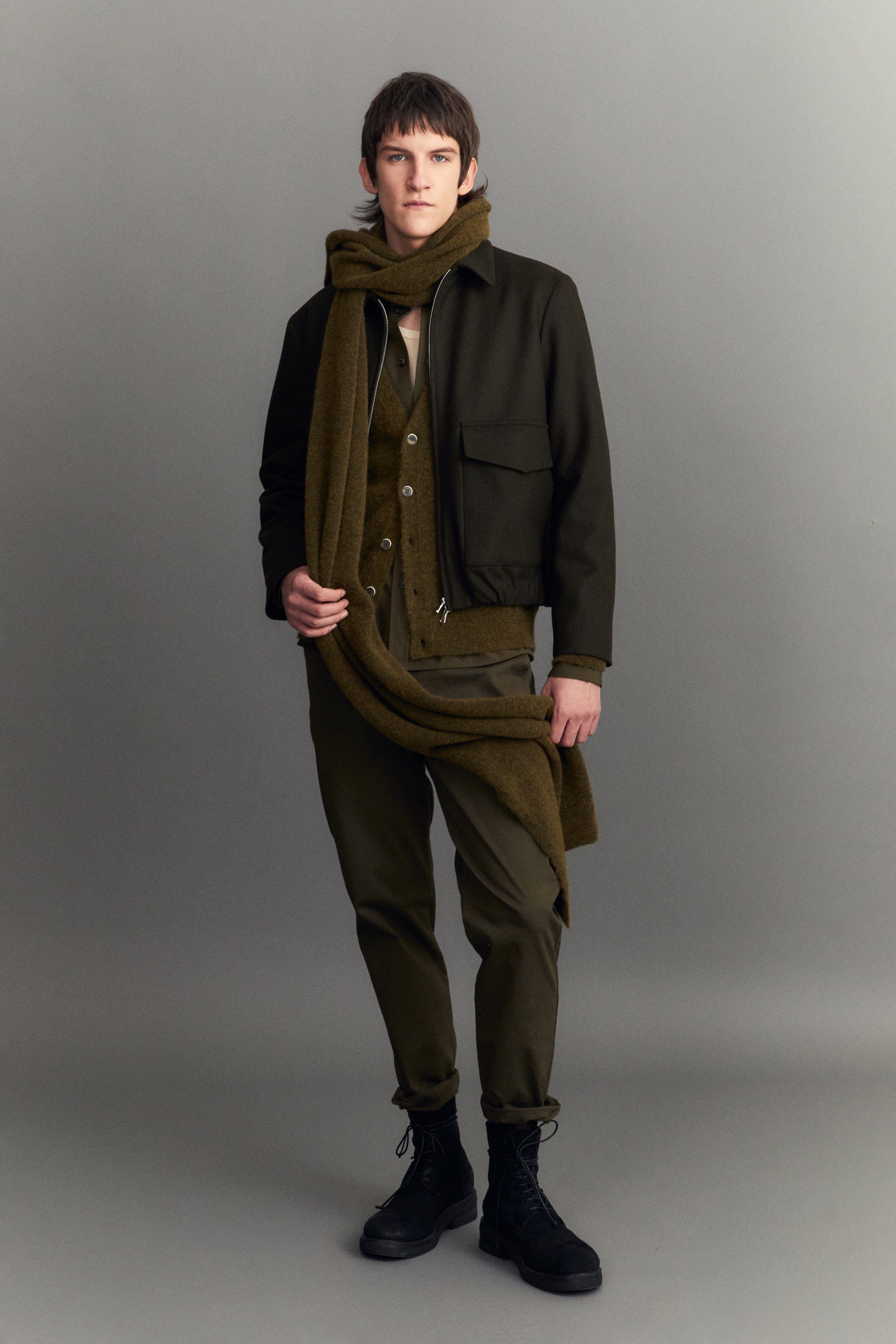 LOOK 24