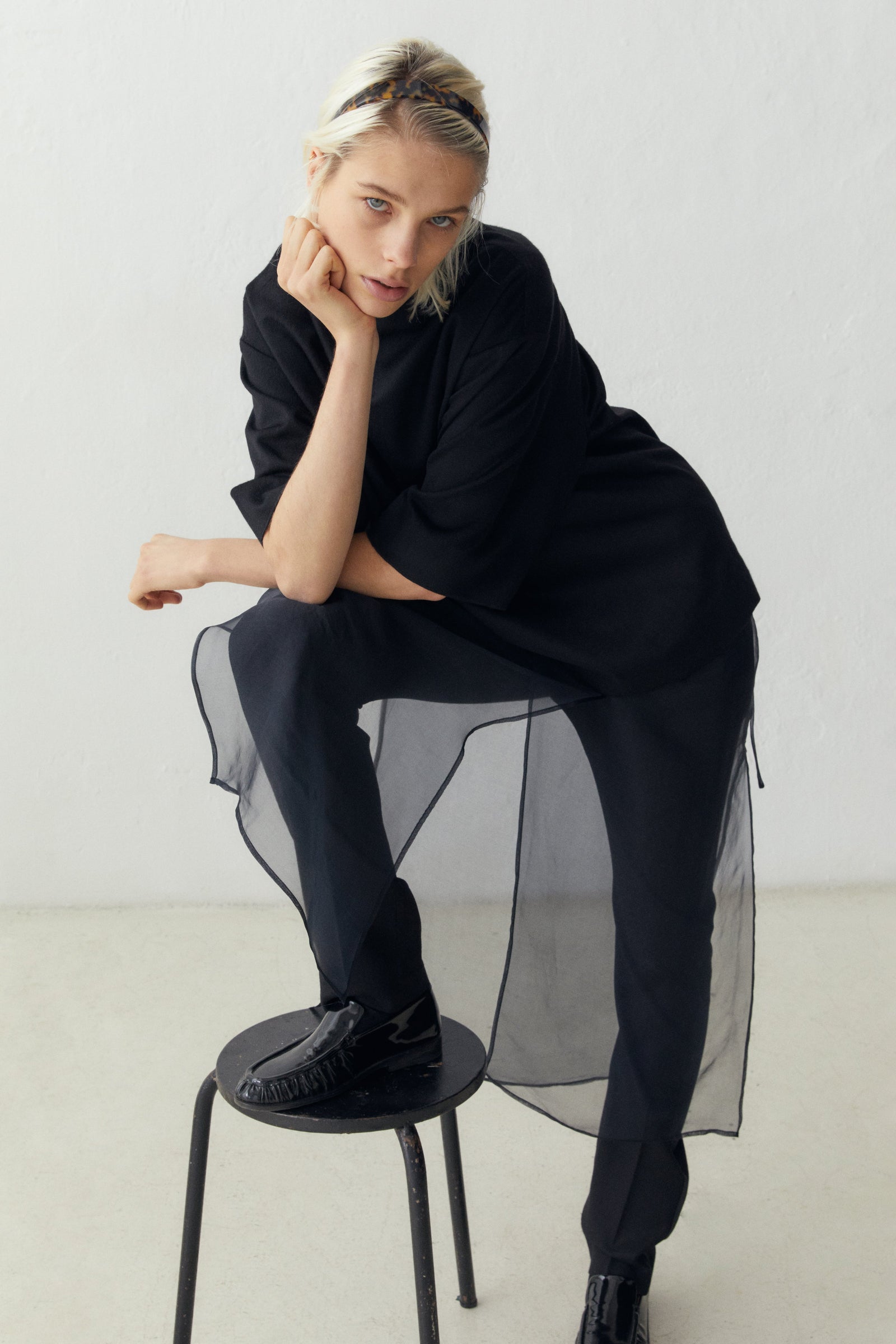 LOOK 6