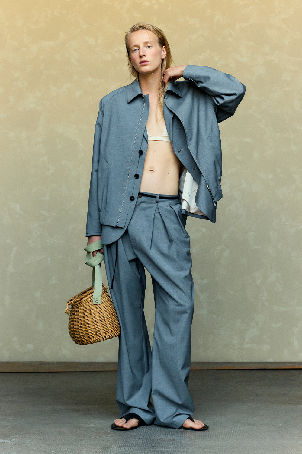 LOOK 11