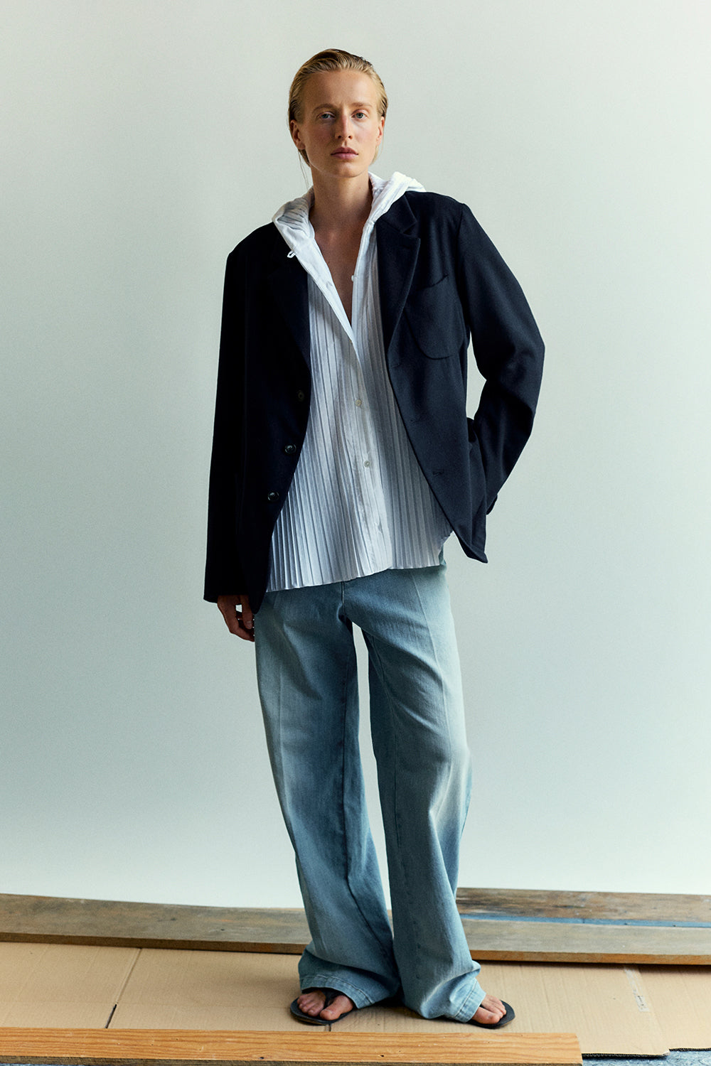 LOOK 26